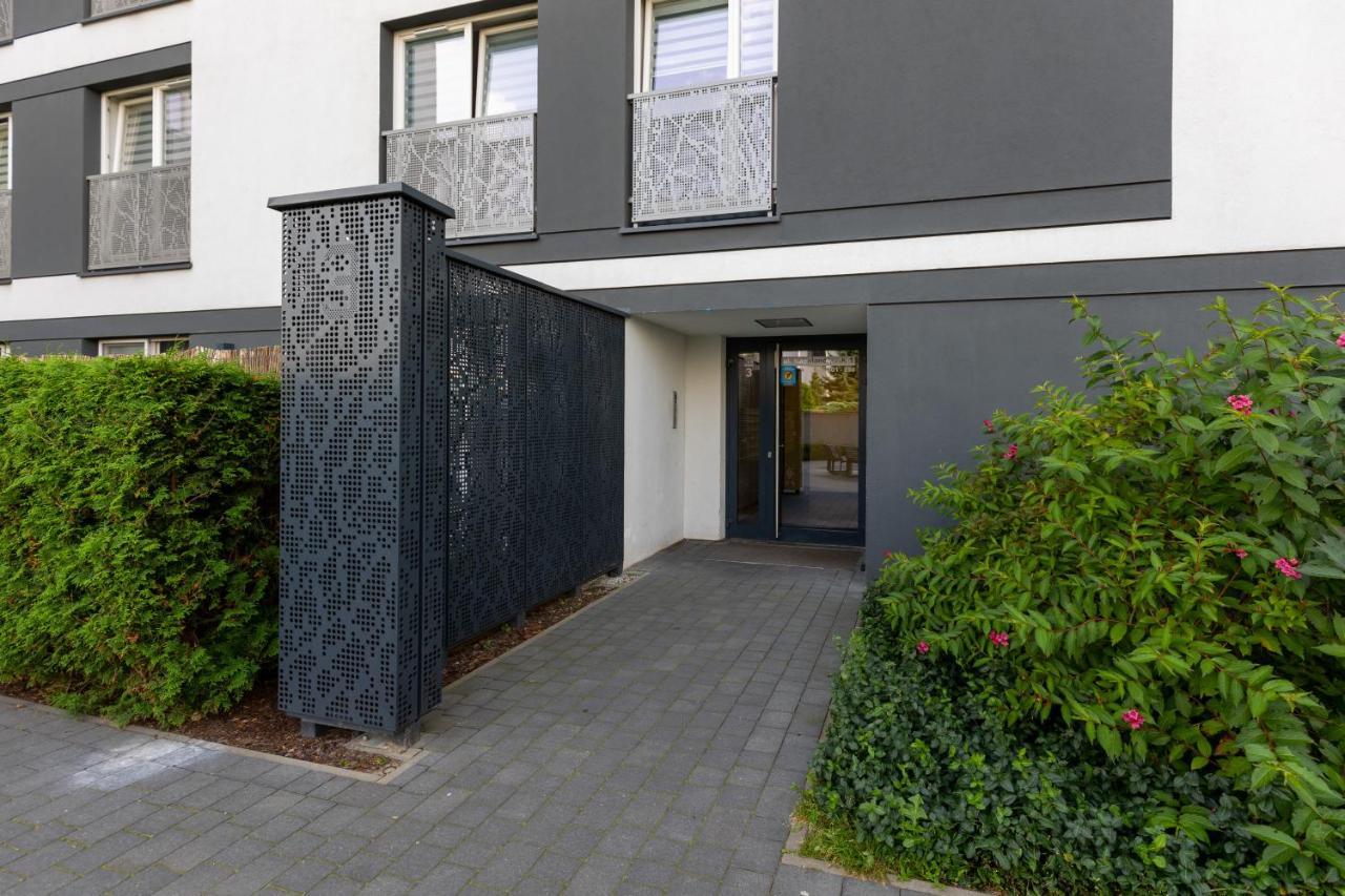 Lakeview Apartment Kapelanow Armii Krajowej By Noclegi Renters Warsaw Exterior photo